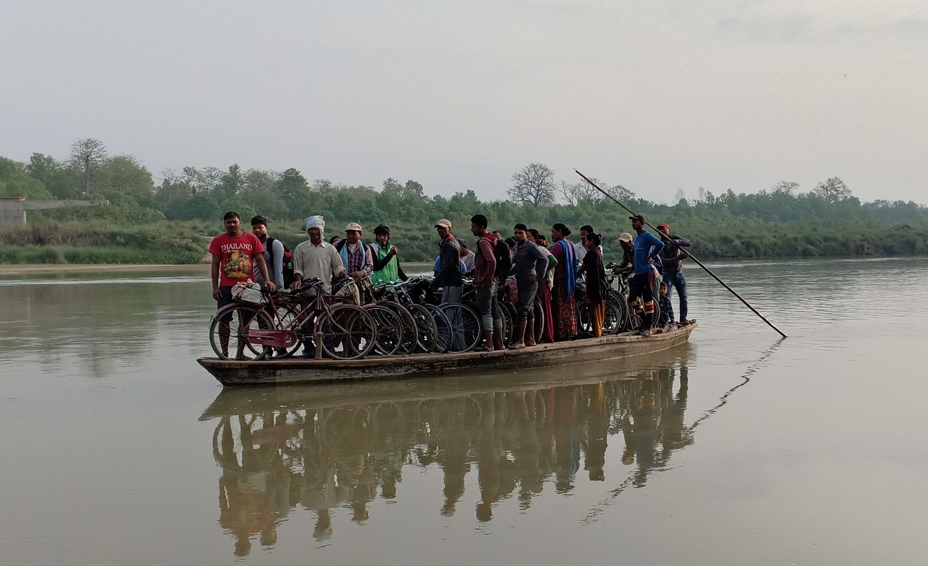 गंगा नदीमा ५५ जना सवार डुङ्गा डुब्यो, १० जना बेपत्ता